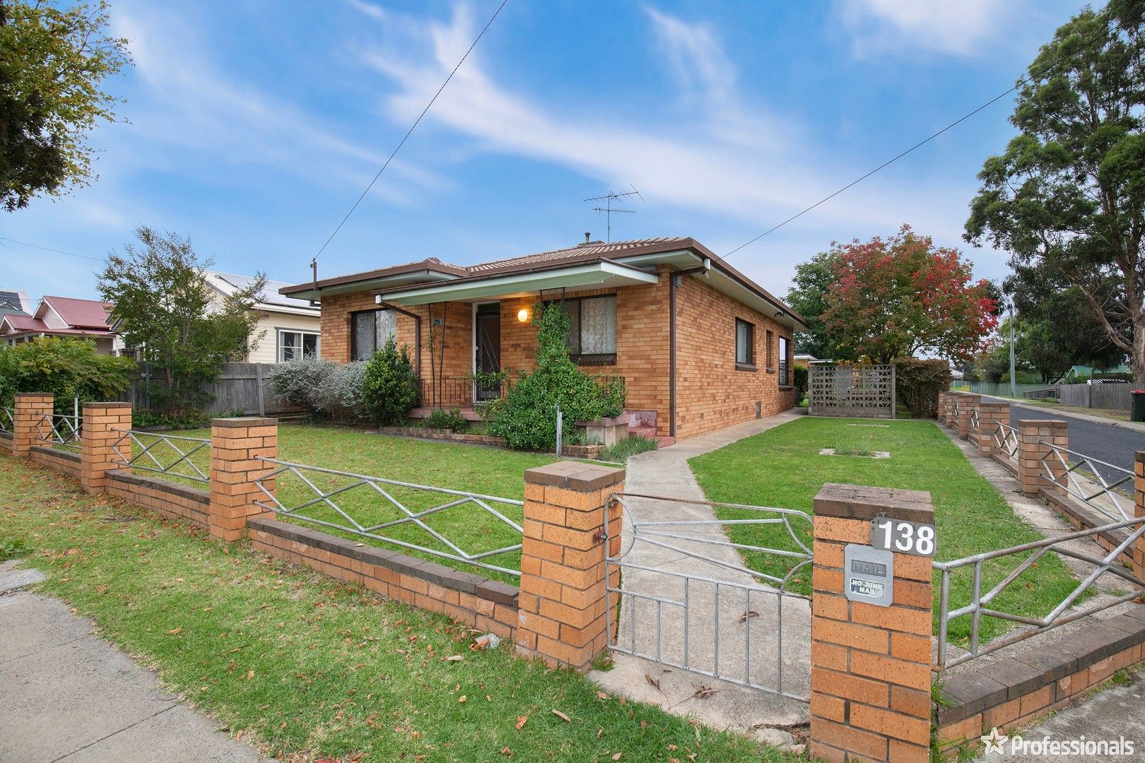 138 Markham Street, Armidale NSW 2350, Image 0