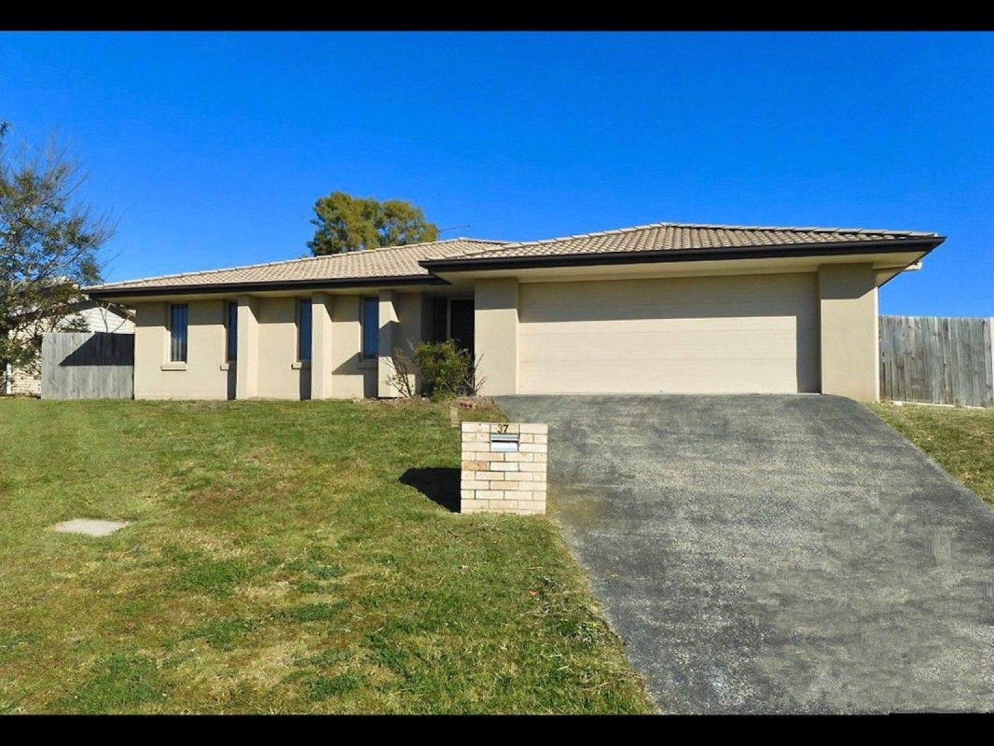4 bedrooms House in 37 Jack Drive REDBANK PLAINS QLD, 4301