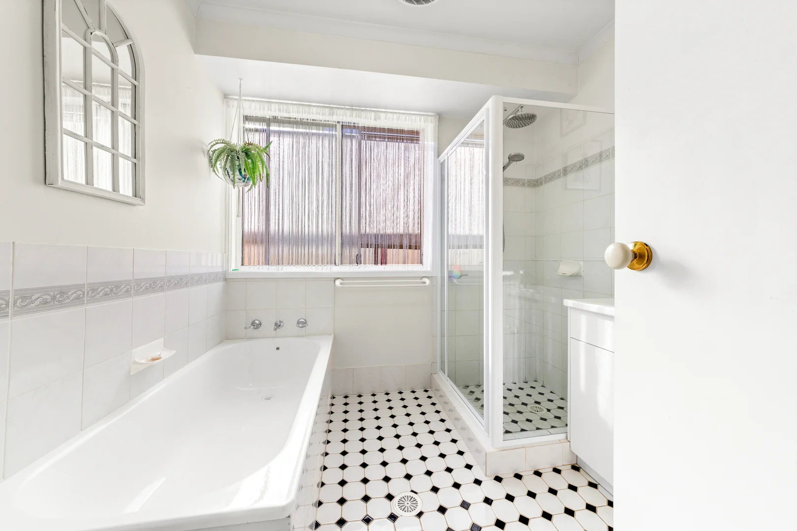 Additional image 8 of 6 Storm Crescent, Blue Haven NSW 2262