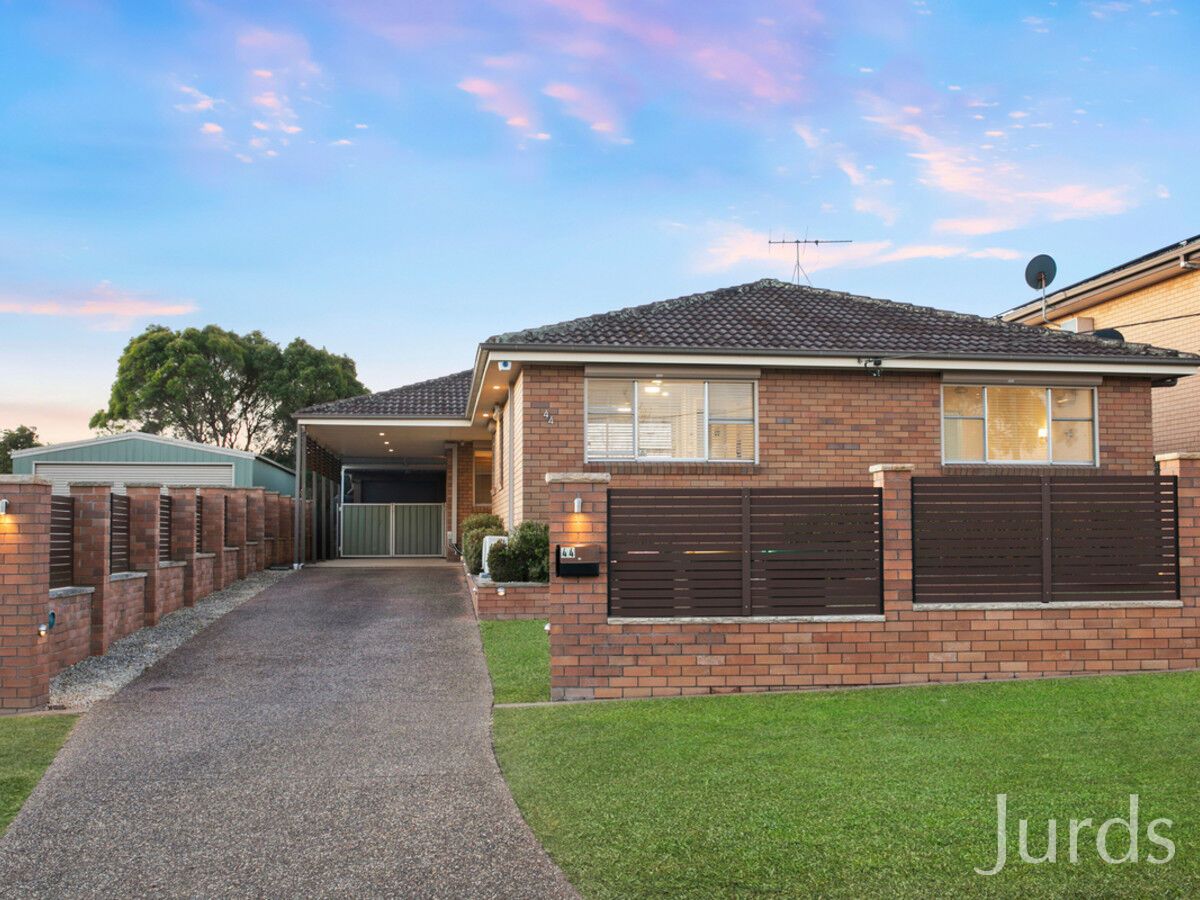 4 bedrooms House in 44 Burnett Street CESSNOCK NSW, 2325