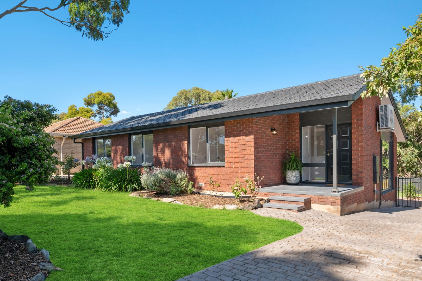 7 Counihan Court, Trott Park SA 5158, Image 2