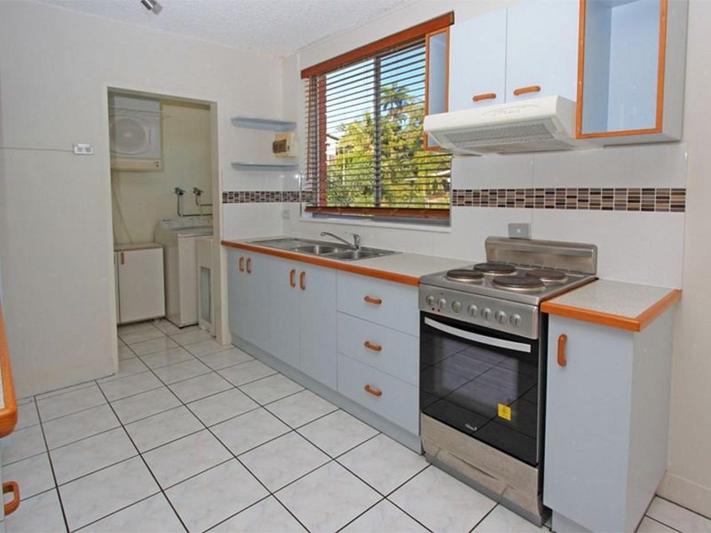 2 bedrooms Apartment / Unit / Flat in 9/17 Stanton Terrace NORTH WARD QLD, 4810