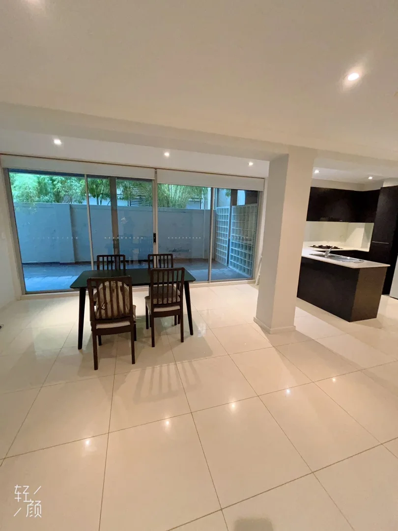 Additional image 6 of WeChat: KRL119 L2/184 Cope St, Waterloo NSW 2017