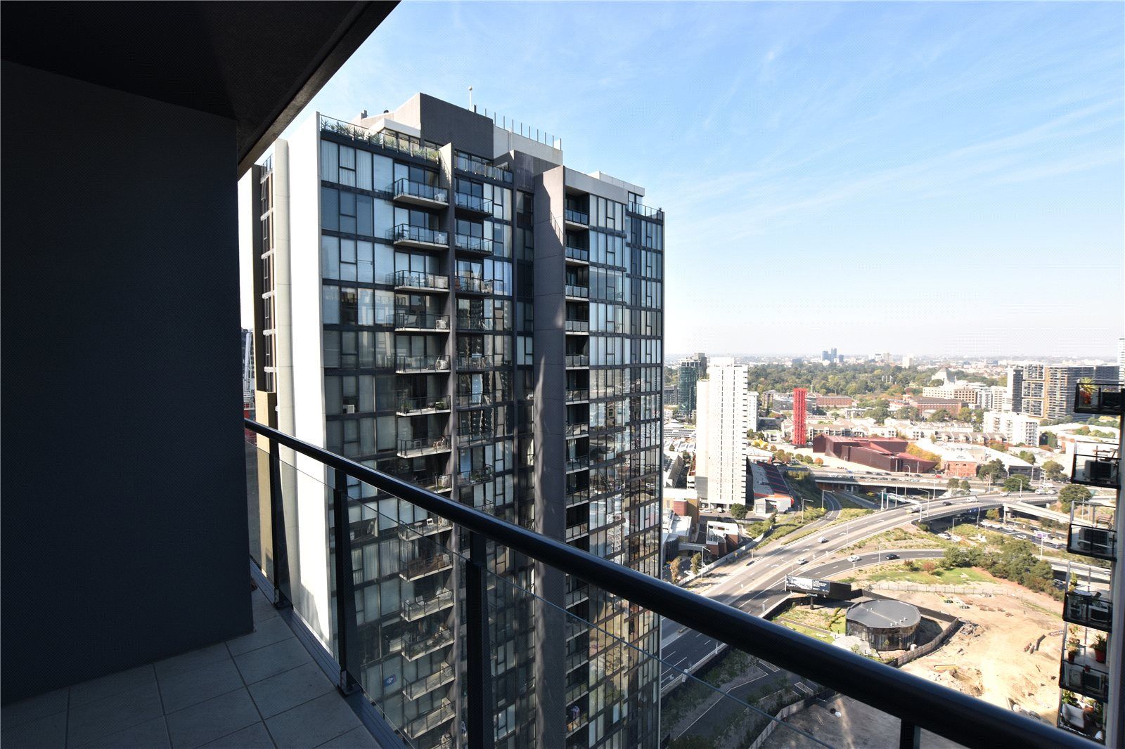 1 bedrooms Apartment / Unit / Flat in CITY173/275 City Road SOUTHBANK VIC, 3006