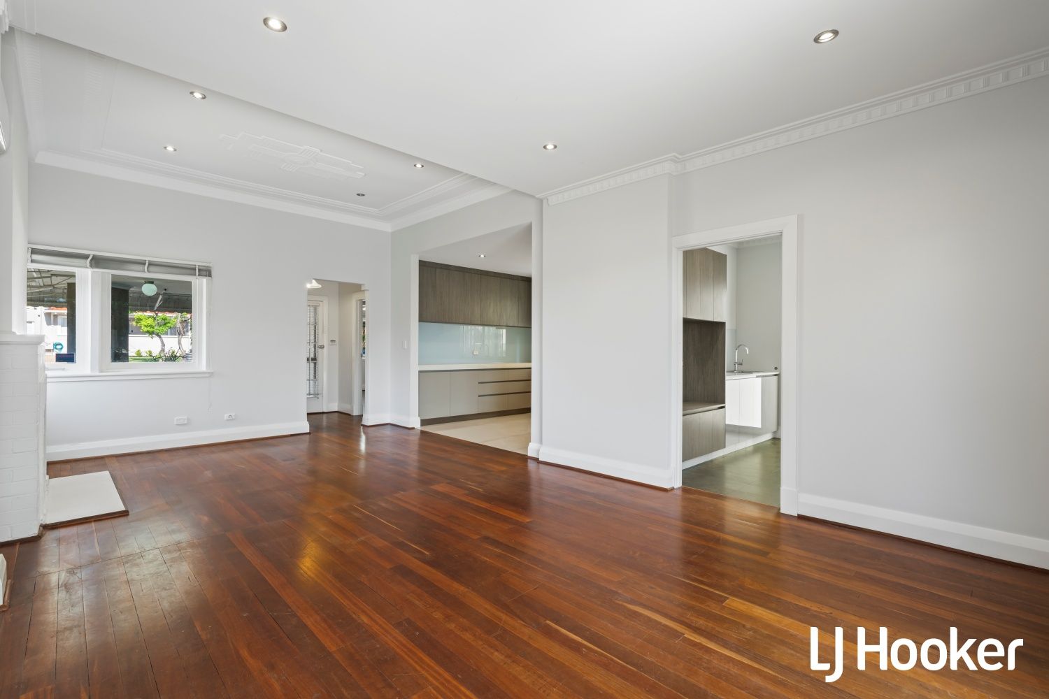 3 bedrooms House in 39 Sasse Av MOUNT HAWTHORN WA, 6016