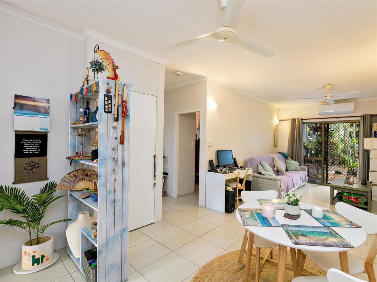 3/21-31 Poinciana Street, Holloways Beach QLD 4878, Image 1