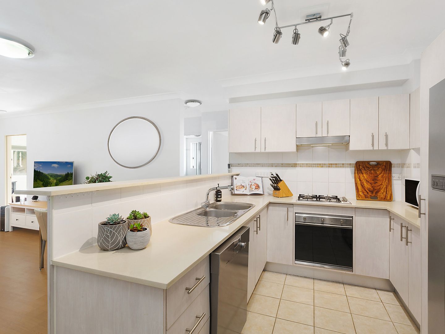 34/28-32 Brookvale Avenue, Brookvale NSW 2100, Image 2