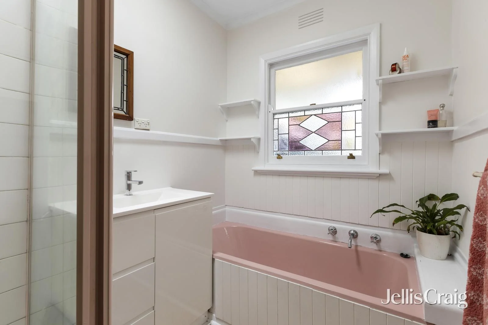 Additional image 10 of 6 Beaconsfield Road, Briar Hill VIC 3088