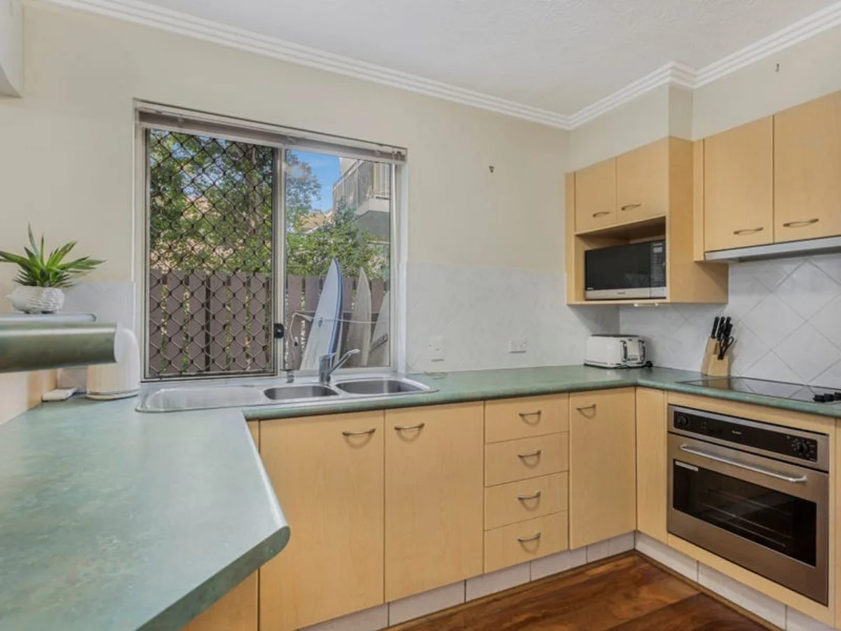 Additional image 5 of 2/20 Stephens Street, Burleigh Heads QLD 4220