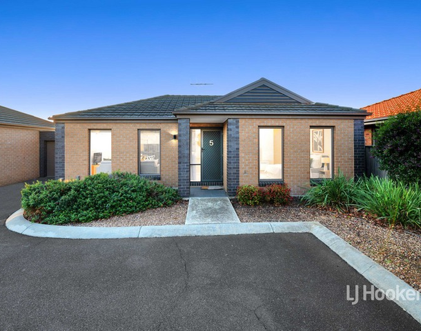 5/3 Campaspe Way, Point Cook VIC 3030