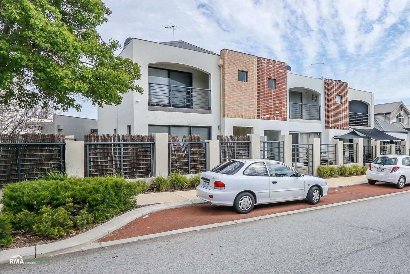 2 bedrooms House in 3 Gaudi Way CLARKSON WA, 6030