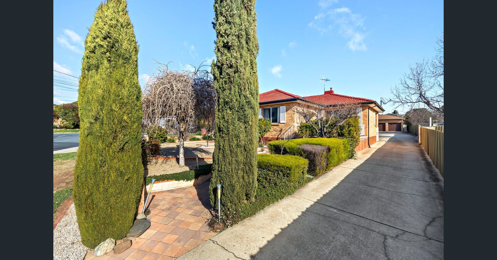 4 bedrooms House in 1/2 Mark Place QUEANBEYAN NSW, 2620