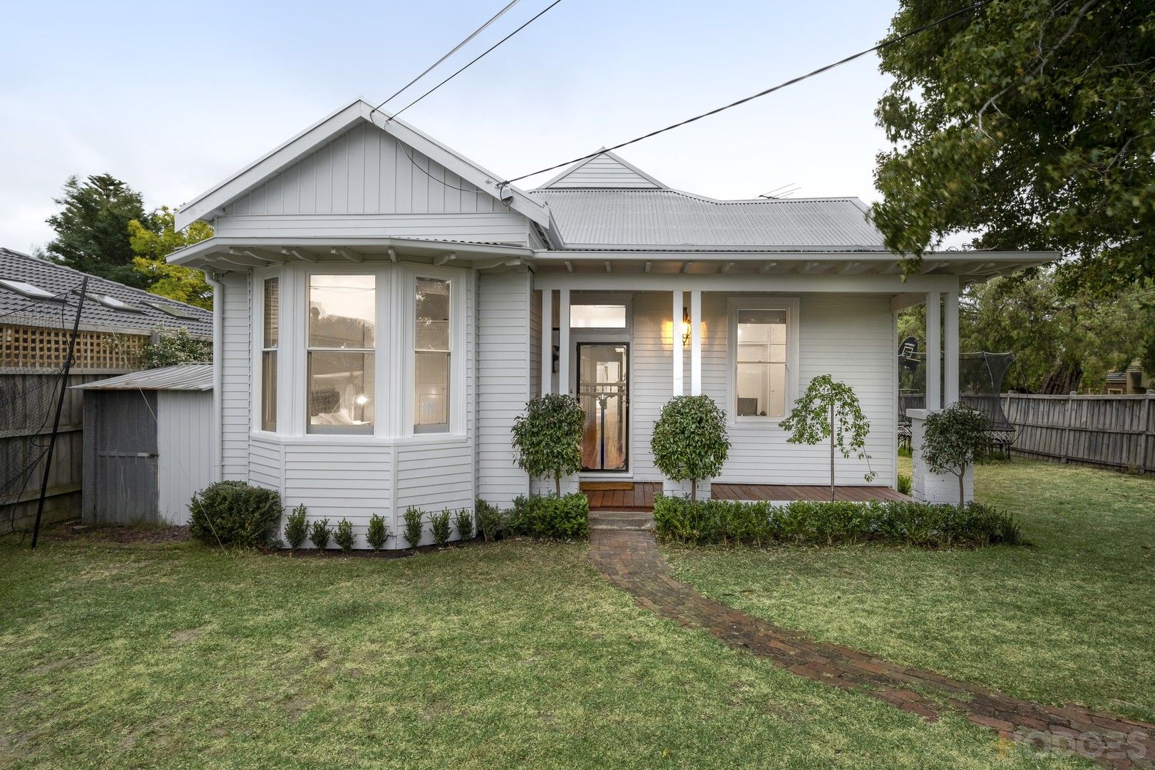 15 Highett Road, Hampton VIC 3188, Image 0