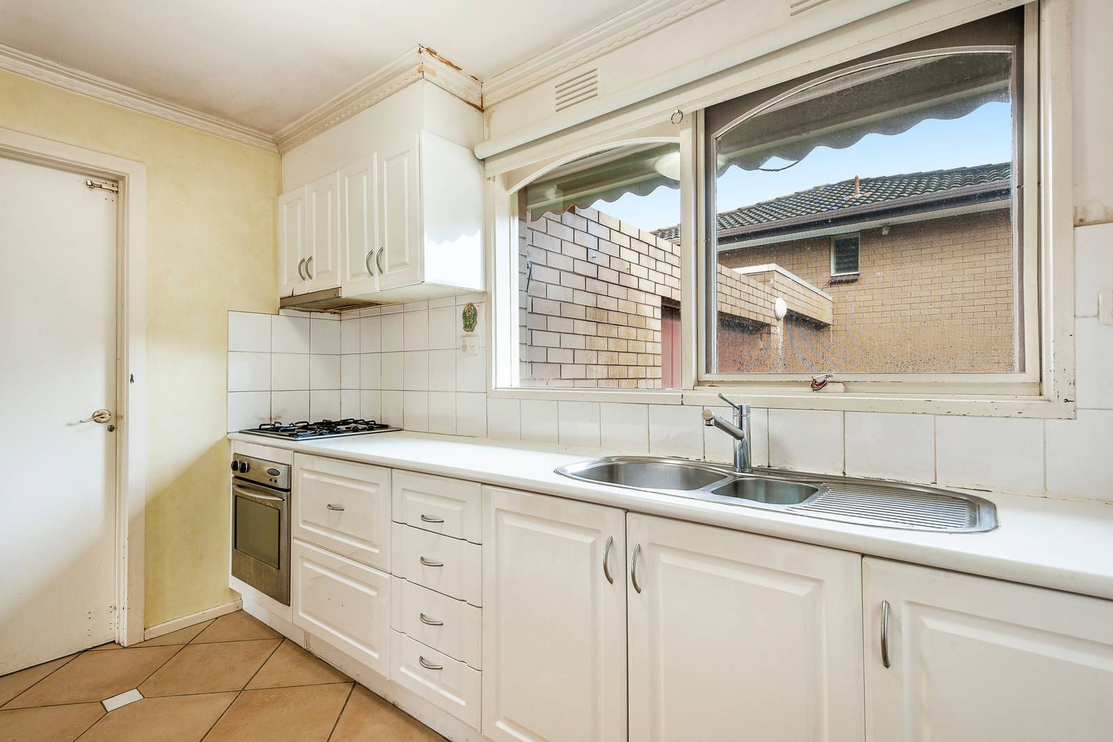 4/5 Coppin Close, Mitcham VIC 3132, Image 2