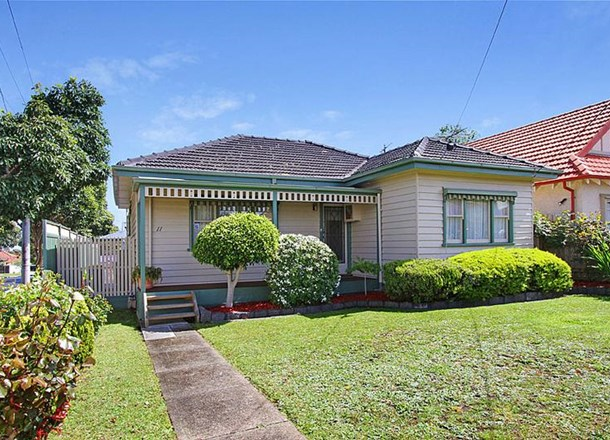 11 Kinsale Street, Reservoir VIC 3073