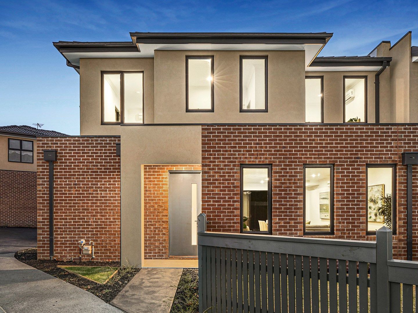 2/25 Dixon Grove, Blackburn VIC 3130, Image 0