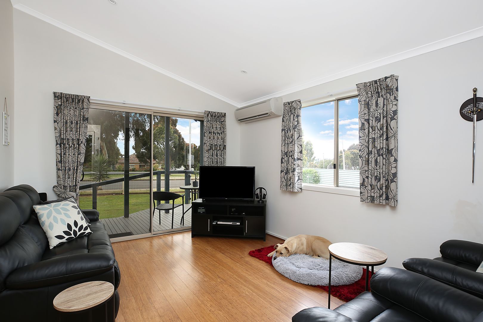 69 High Street, Lismore VIC 3324, Image 2