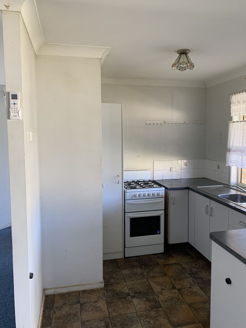 98 Staatz Quarry Rd, Regency Downs QLD 4341 House For Rent 460