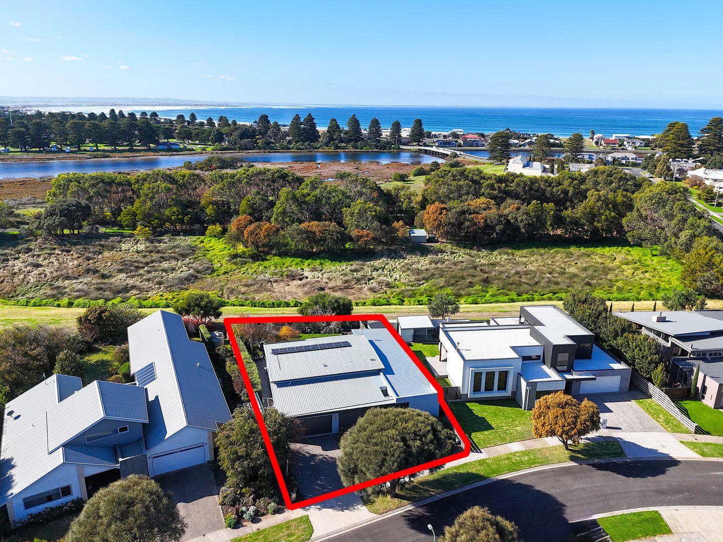 9 Armstrong Court, Port Fairy VIC 3284, Image 1