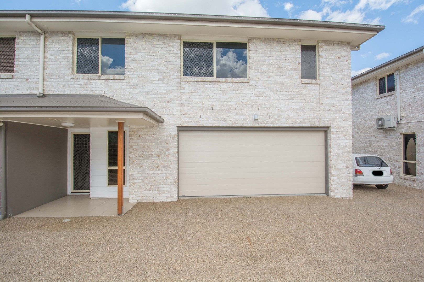 4 bedrooms Townhouse in 2/10 Curtis Street BUNDABERG SOUTH QLD, 4670
