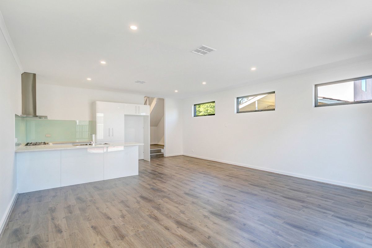 1 & 2/7 Bank Crescent, St Agnes SA 5097, Image 2