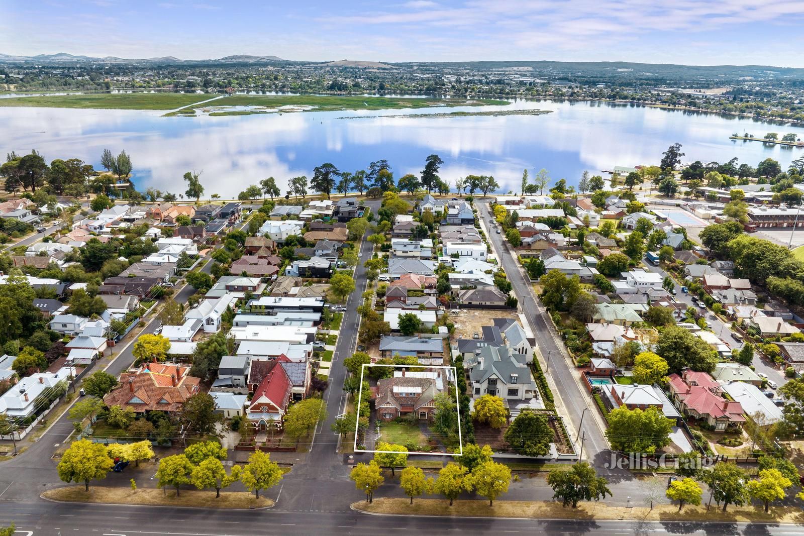 1418 Sturt Street, Lake Wendouree VIC 3350, Image 1