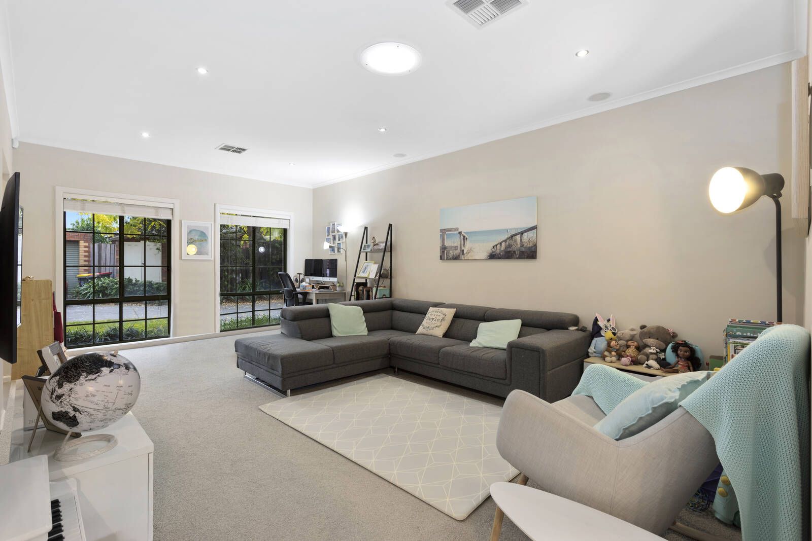 2/8 Wolsley Street, Bentleigh VIC 3204, Image 1