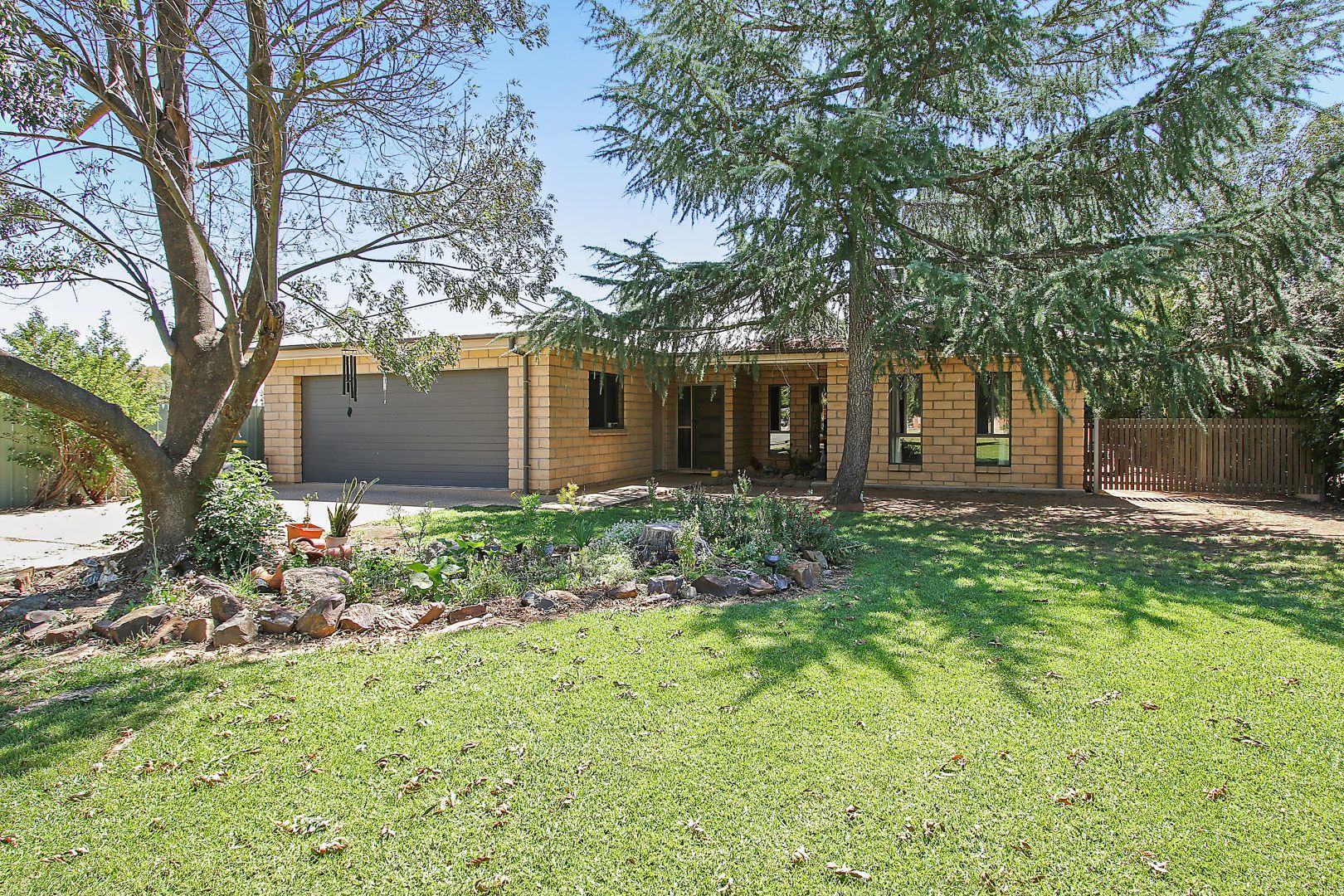 169 Hoddle Street, Howlong NSW 2643, Image 1