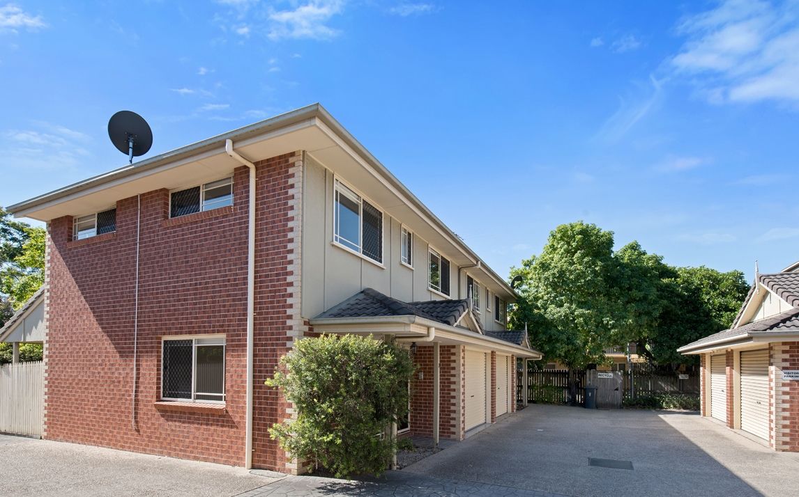 3 bedrooms Townhouse in 3/125 Allen Street HAMILTON QLD, 4007