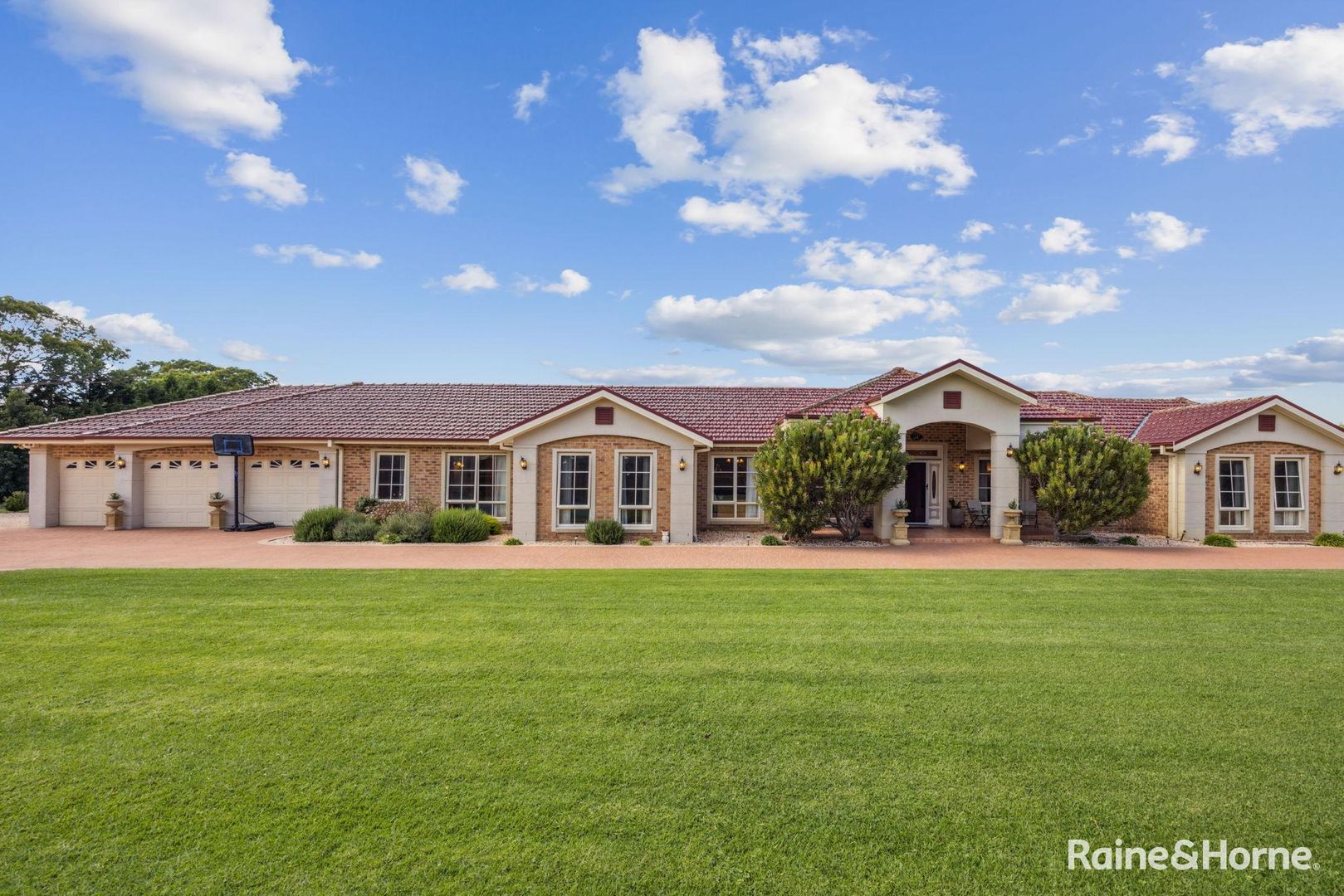 115 Bonnett Drive, Goulburn NSW 2580, Image 1