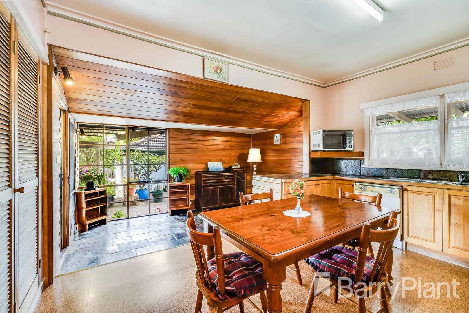 15 Hill Street, Belmont VIC 3216, Image 2