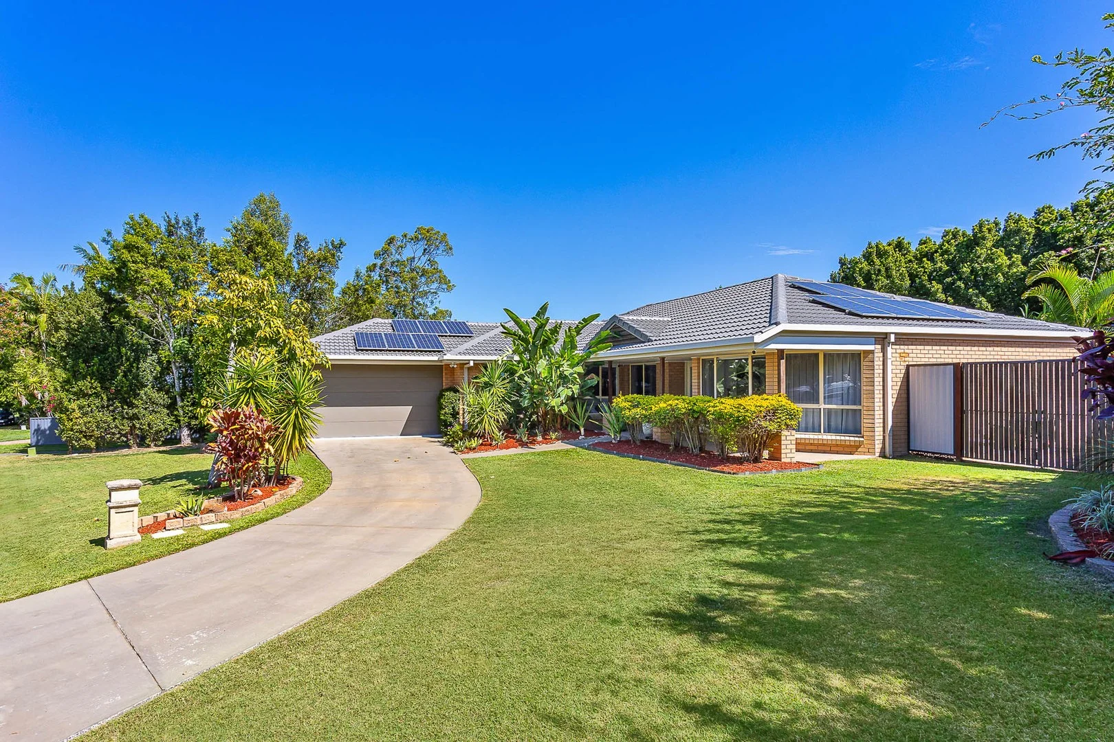 29 Tuena Street, Mudgeeraba QLD 4213