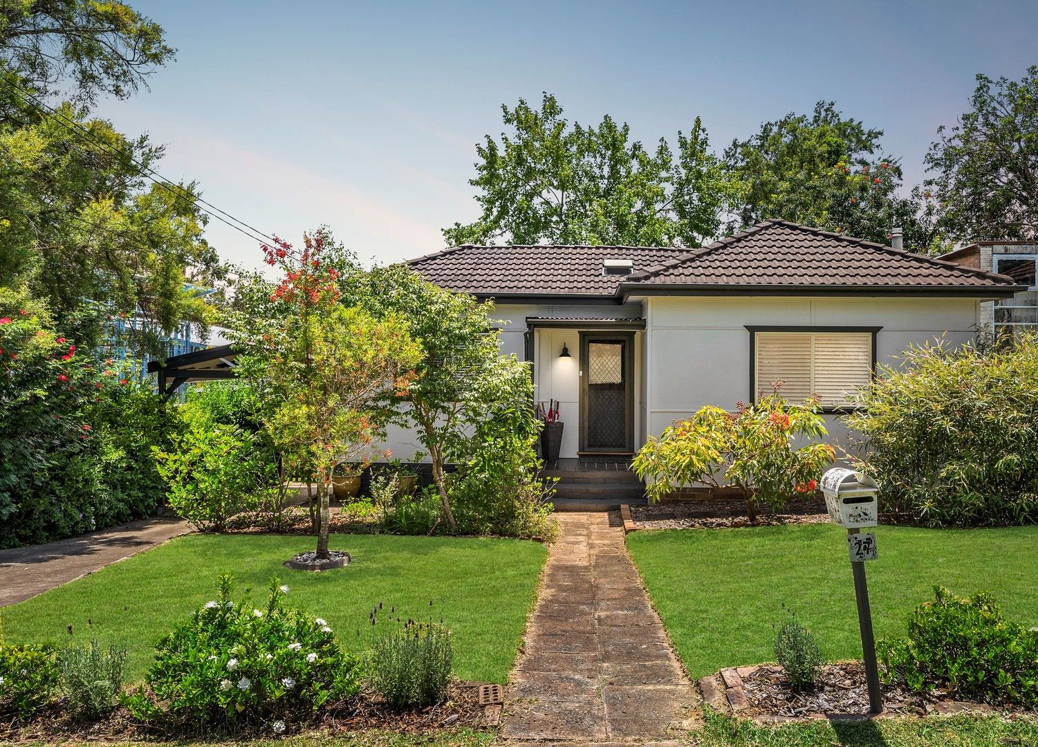 27 Harwood Ave, Mount Kuring-Gai NSW 2080, Image 0