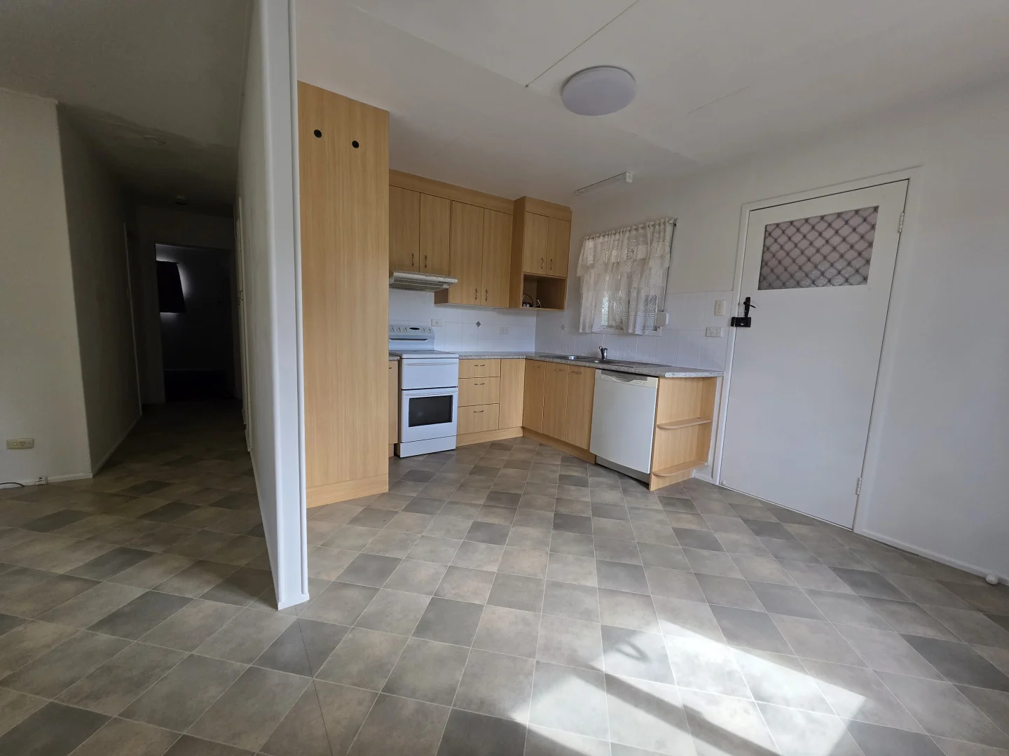 Additional image 2 of 28 Quentin Street, Capalaba QLD 4157