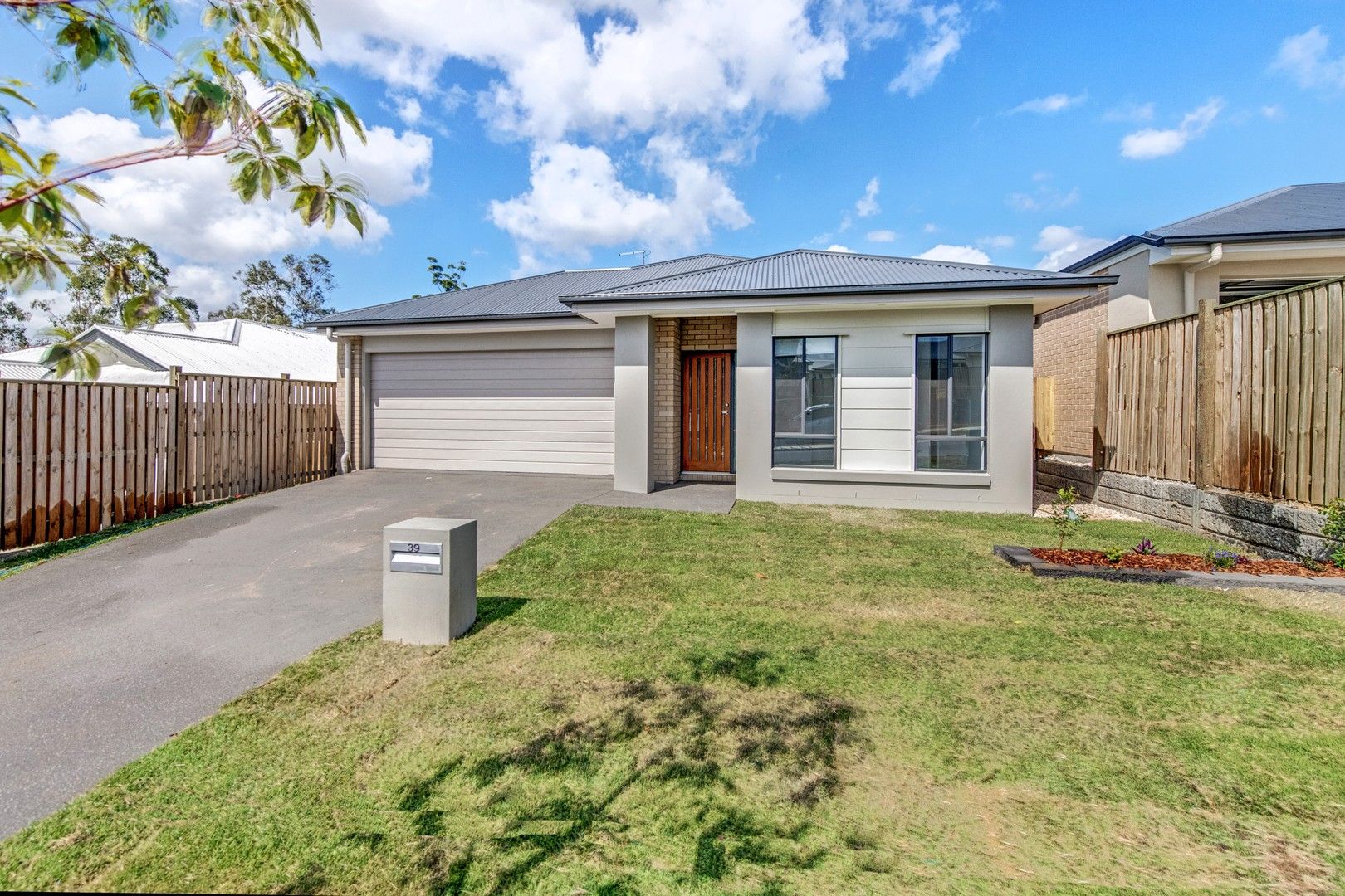 4 bedrooms House in 39 Kingfisher Street SPRINGFIELD QLD, 4300