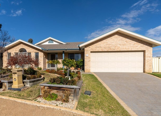 26 Ironbark Circuit, Jerrabomberra NSW 2619