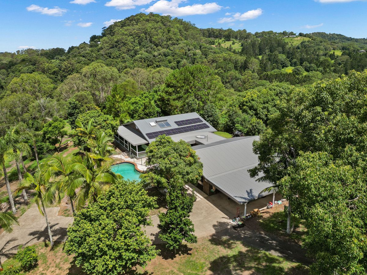 5 bedrooms House in 19 Plaza Street TALLEBUDGERA VALLEY QLD, 4228