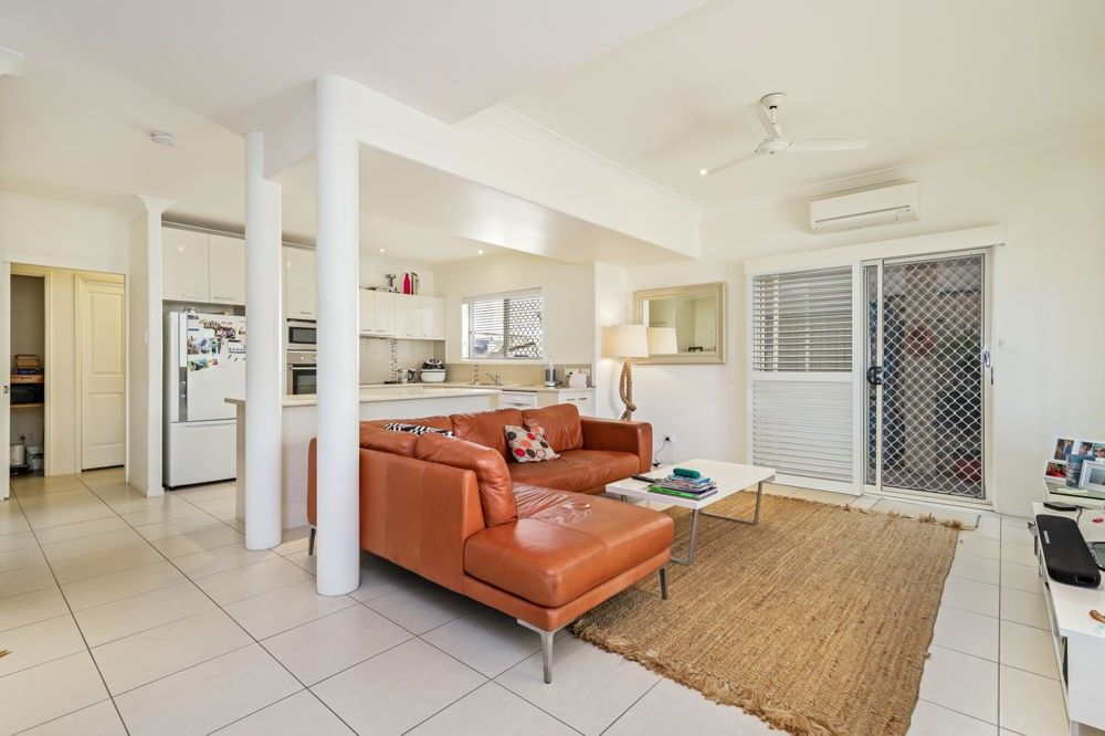 2/16 Janet Street, Alexandra Headland QLD 4572, Image 2