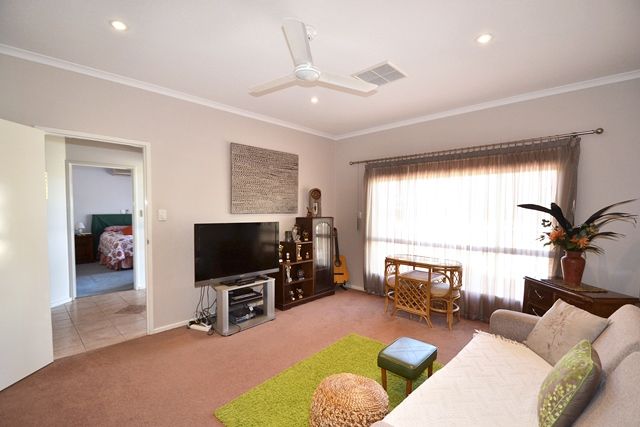 11 DALBY COURT, East Side NT 0870, Image 2