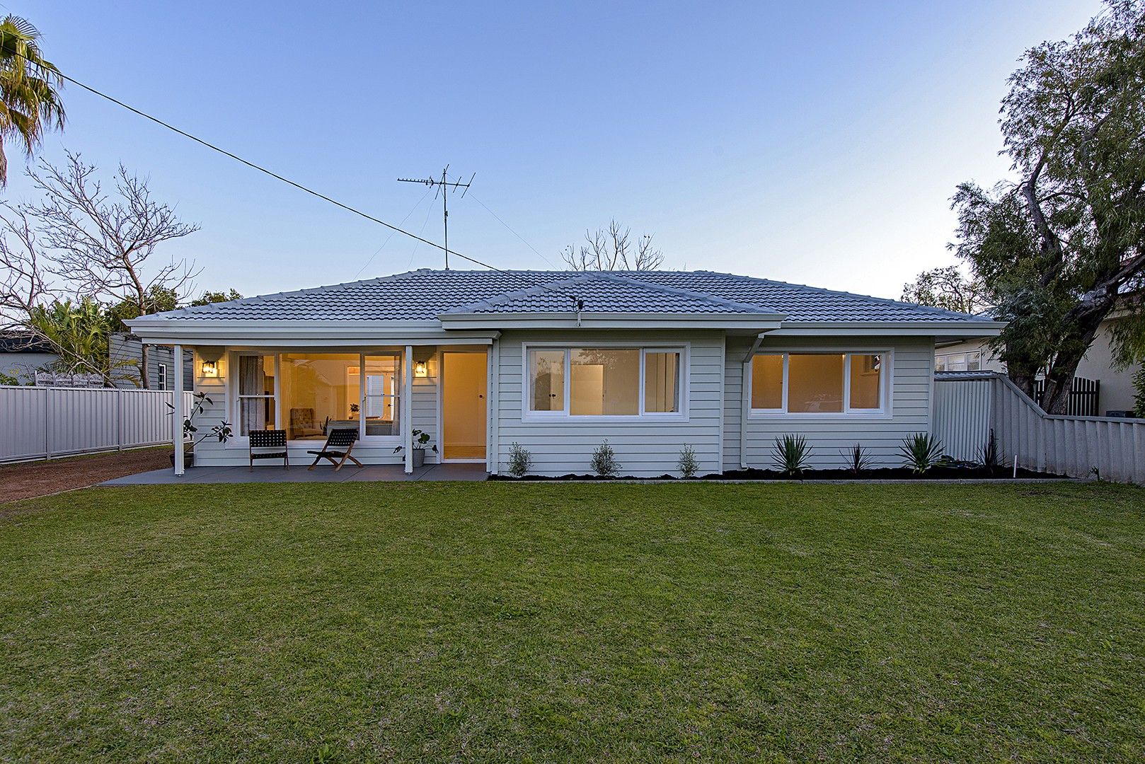 4 bedrooms House in 30 Reynolds Street BUSSELTON WA, 6280