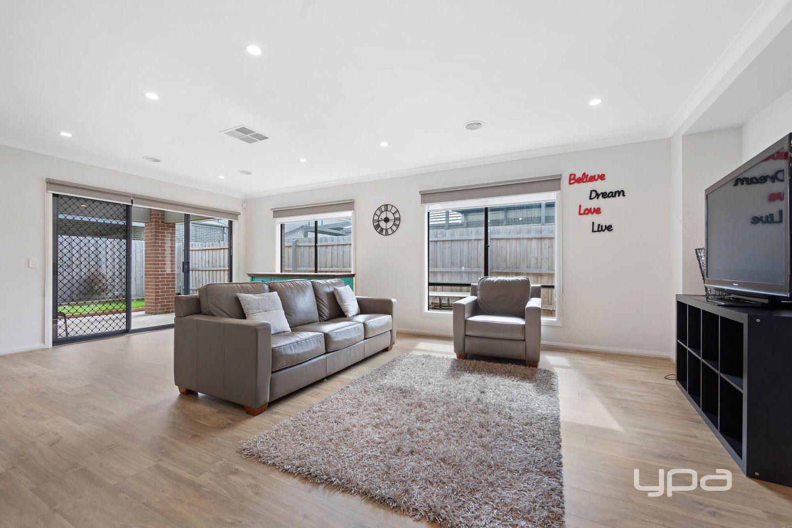 9 Paradise Crescent, Aintree VIC 3336 House For Rent Domain