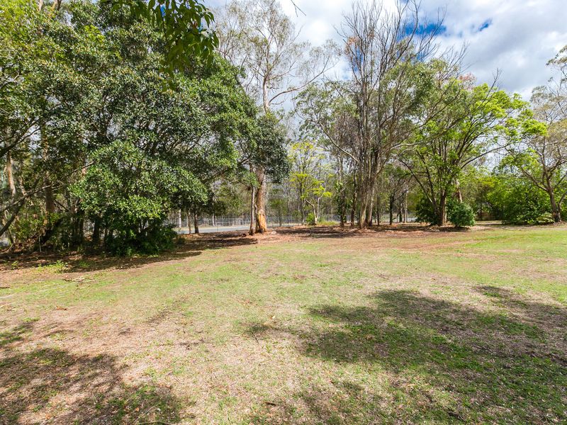 84 Bacton Road, CHANDLER QLD 4155, Image 2