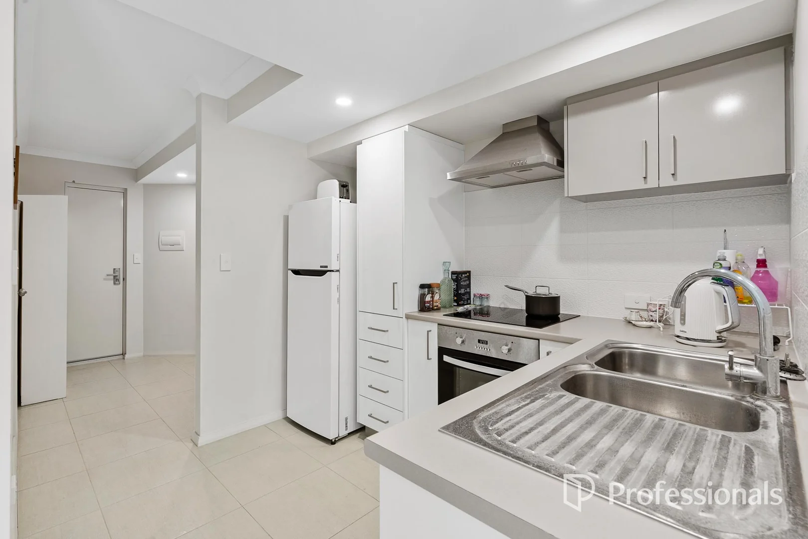 Additional image 15 of 2/18 Mathoura Street, Midland WA 6056