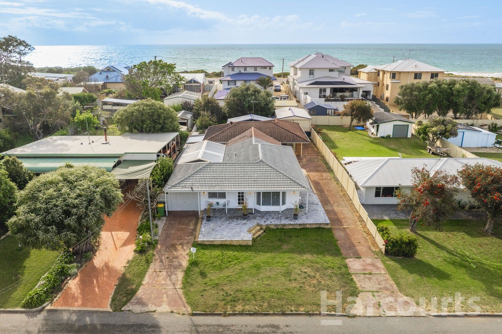 3 bedrooms House in 1/20 Sharland Street HALLS HEAD WA, 6210