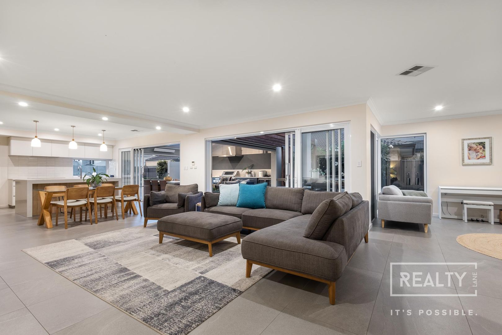 6 Long Reef Place, Hillarys WA 6025, Image 1