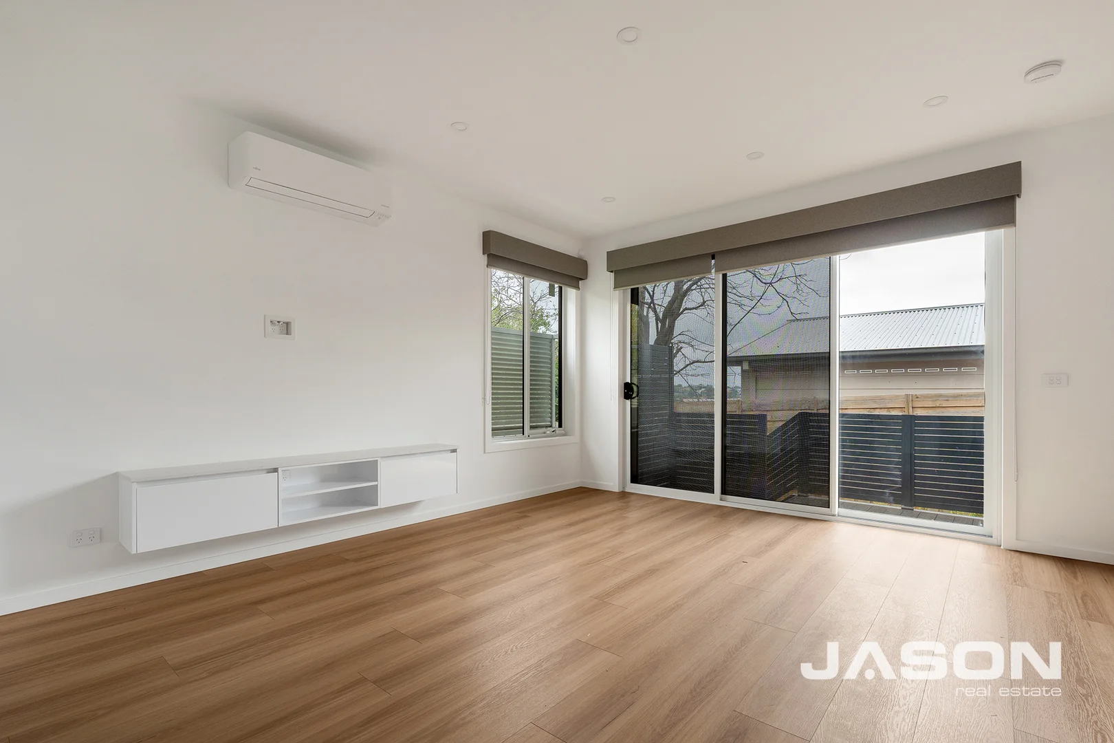 Primary image of 1/12 Esmale Street, Strathmore VIC 3041