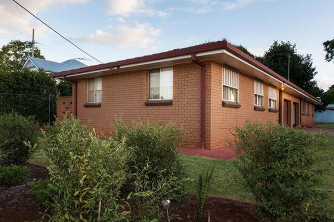 Picture of 228 South Street, SOUTH TOOWOOMBA QLD 4350