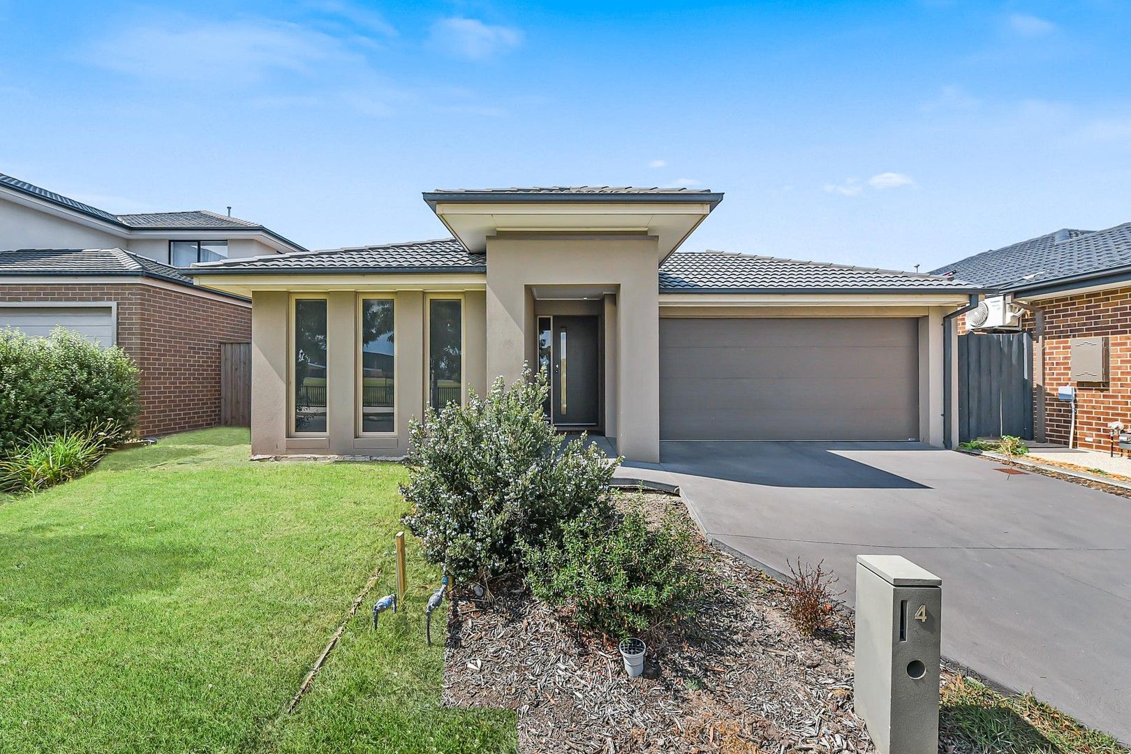 4 Mapleshade Avenue, Clyde North VIC 3978, Image 0