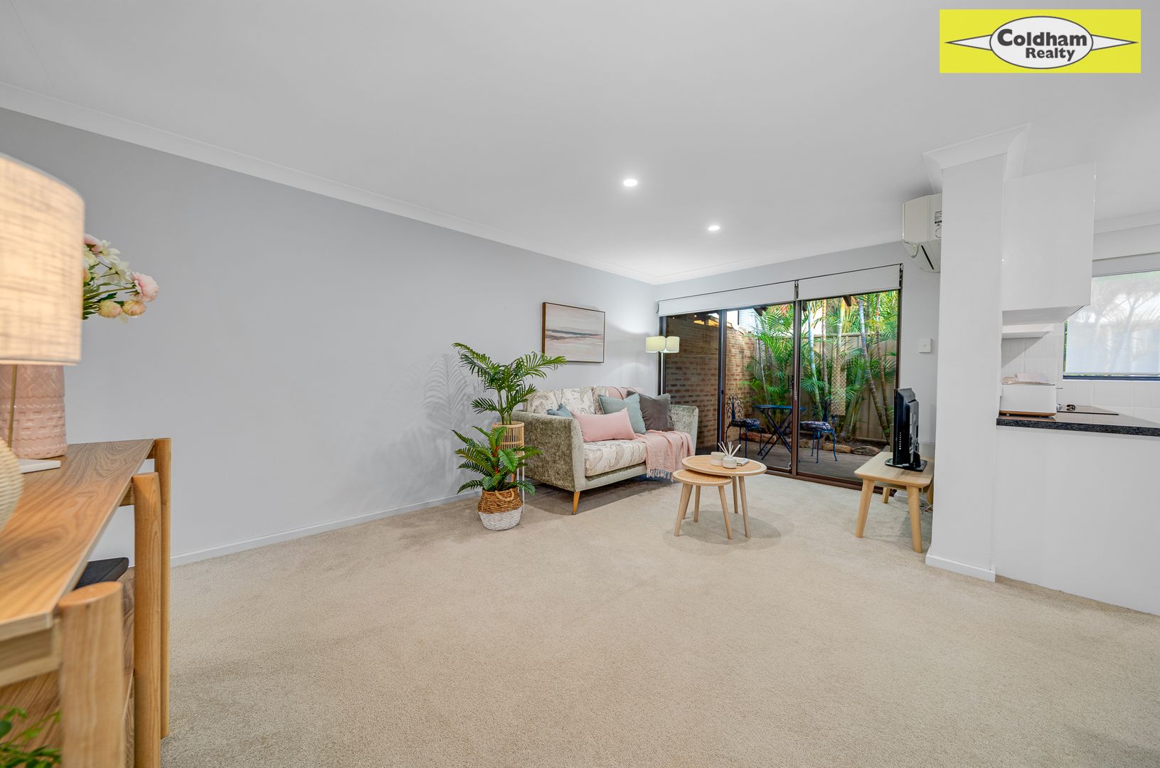 1/9 Hampden St, South Perth WA 6151, Image 2