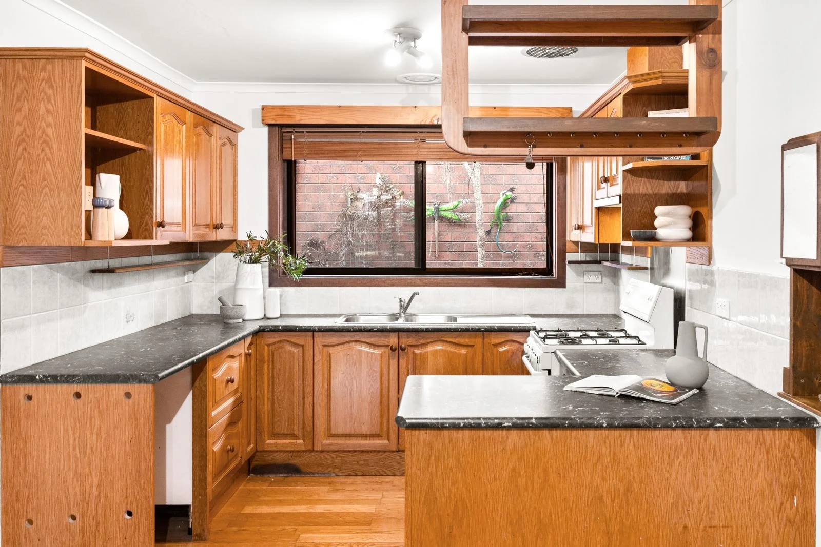 Additional image 5 of 100 Harricks Crescent, Attwood VIC 3049